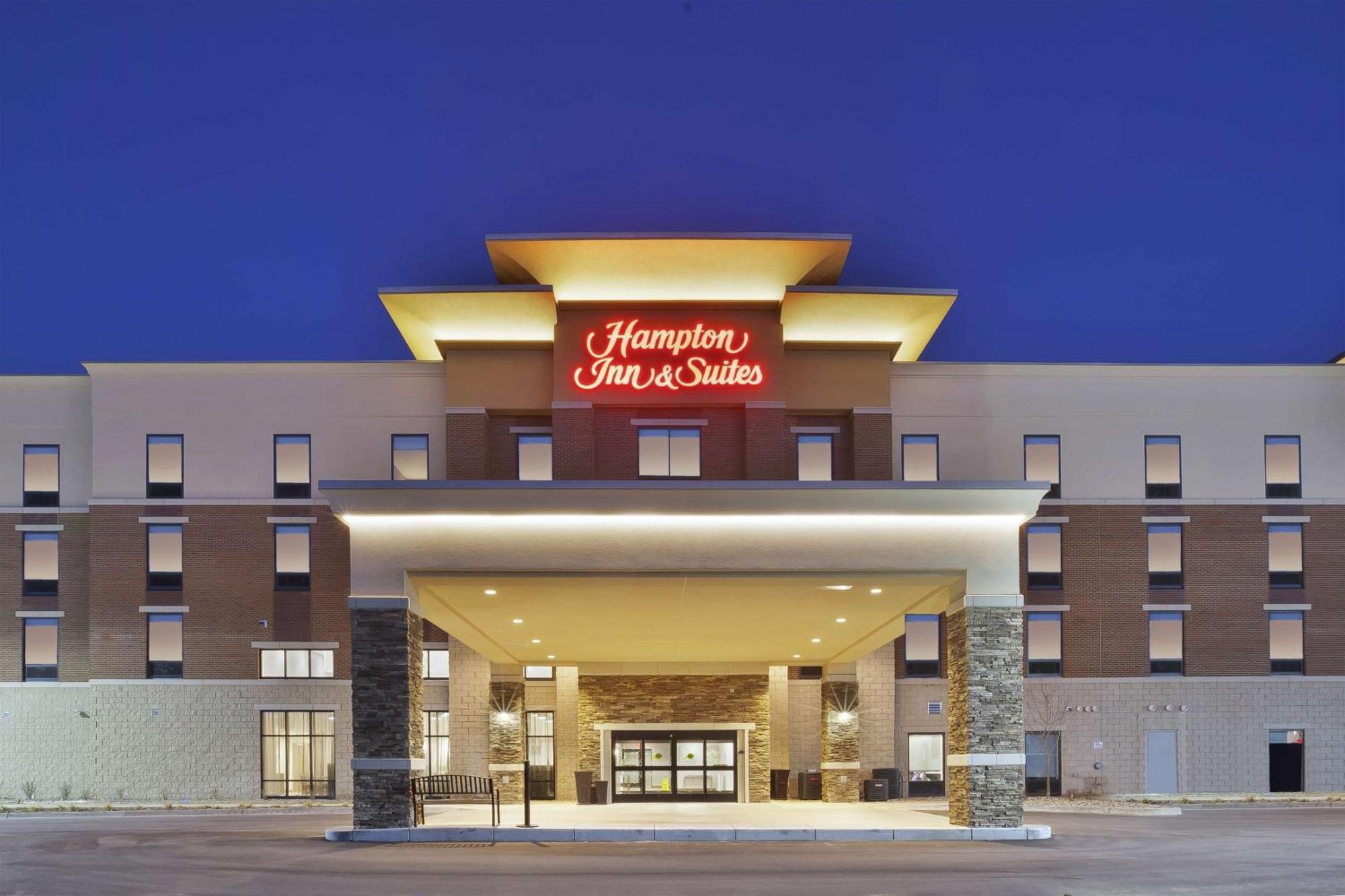 Hampton Inn & Suites Grandville Grand Rapids South Exterior photo